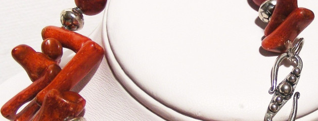 “Tomato Sticks” coral and silver bracelet